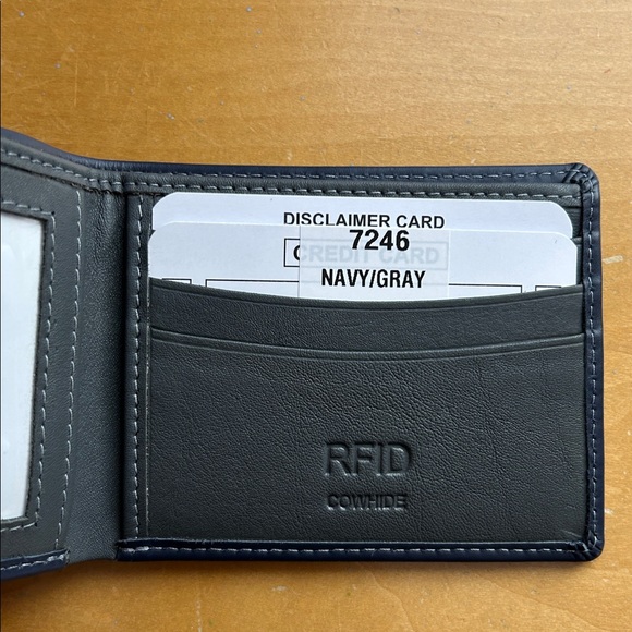 Navy / Grey Leather RFID Wallet - Picture 9 of 10